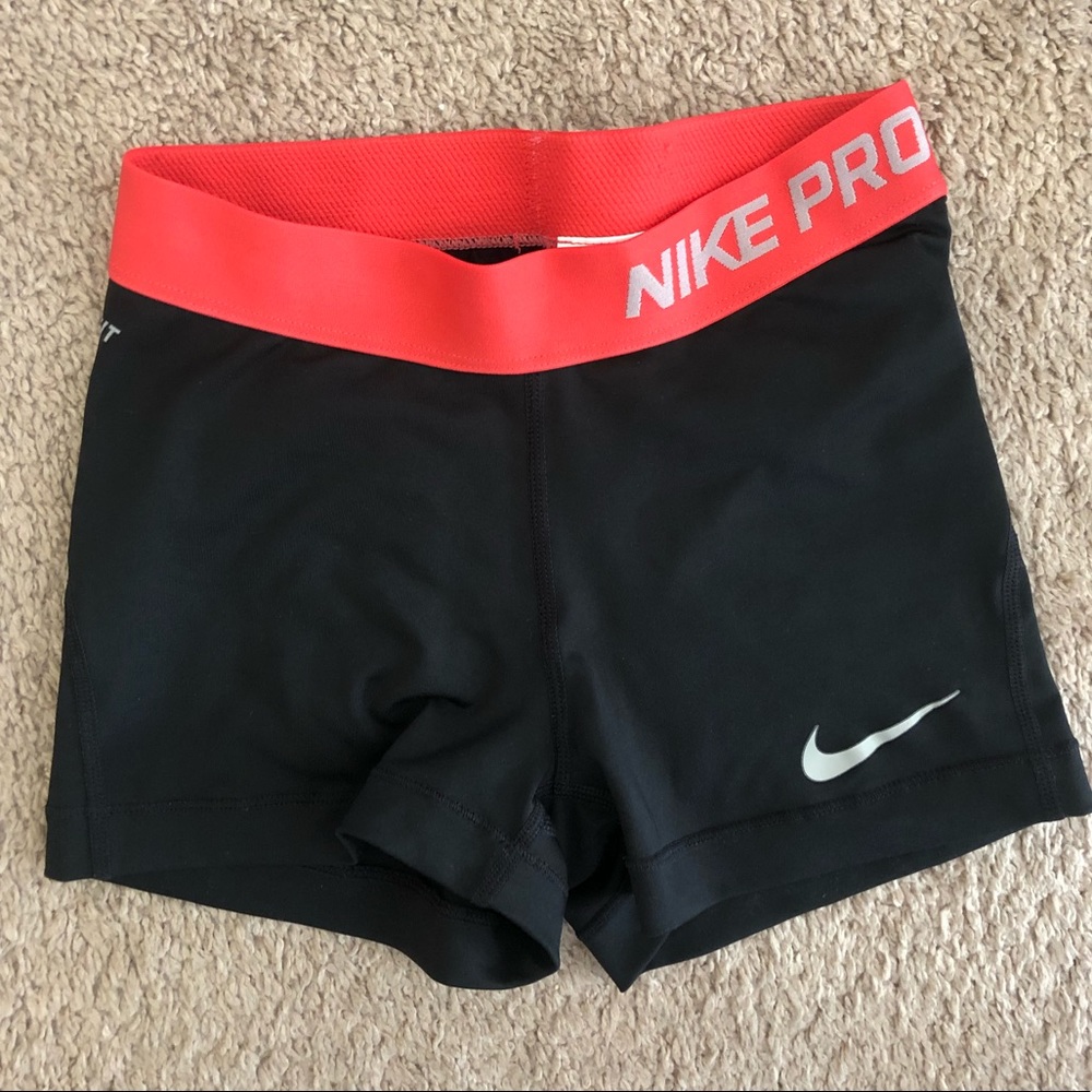 Nike Pro Women’s Compression Training Shorts